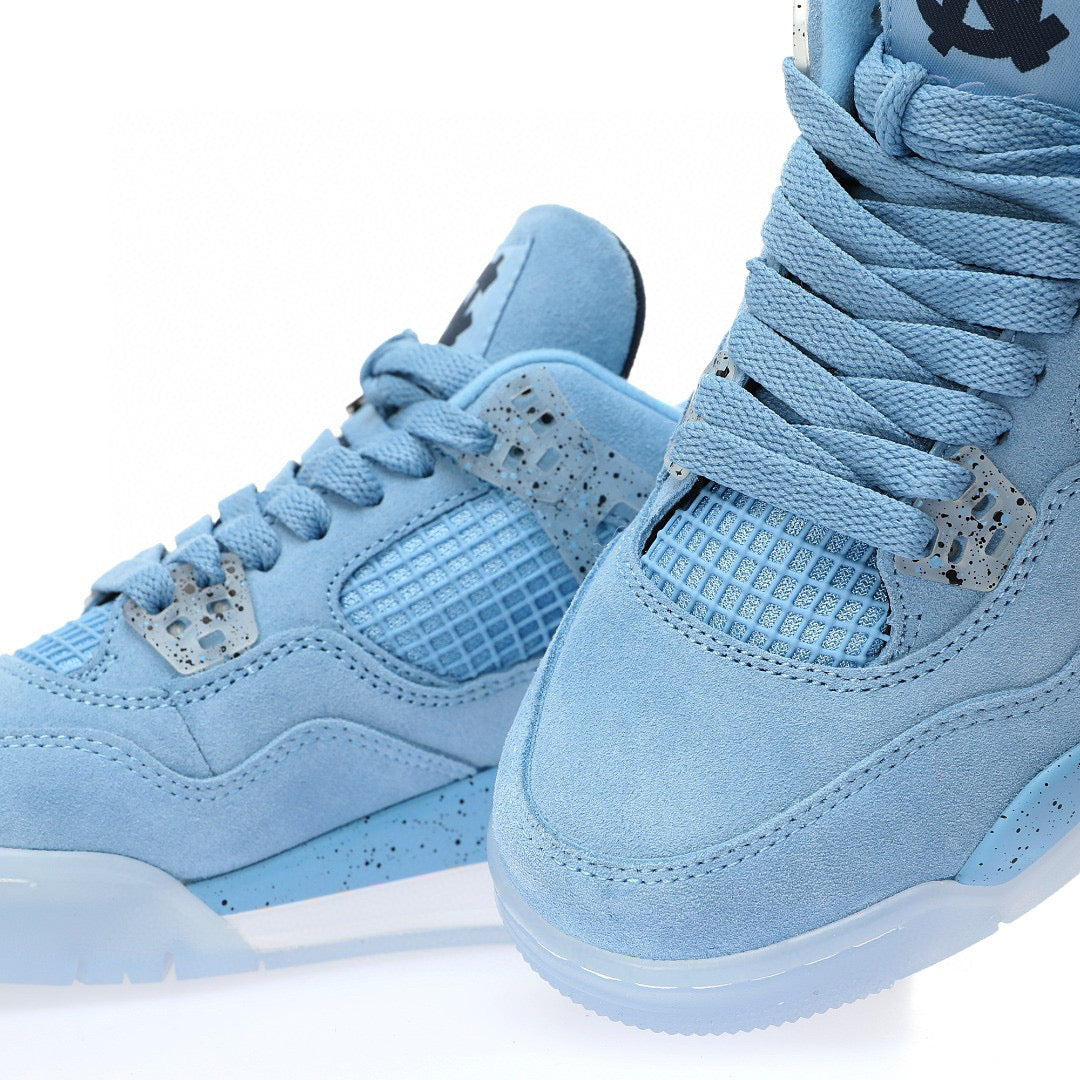 Air Jordan 4 Retro UNC
