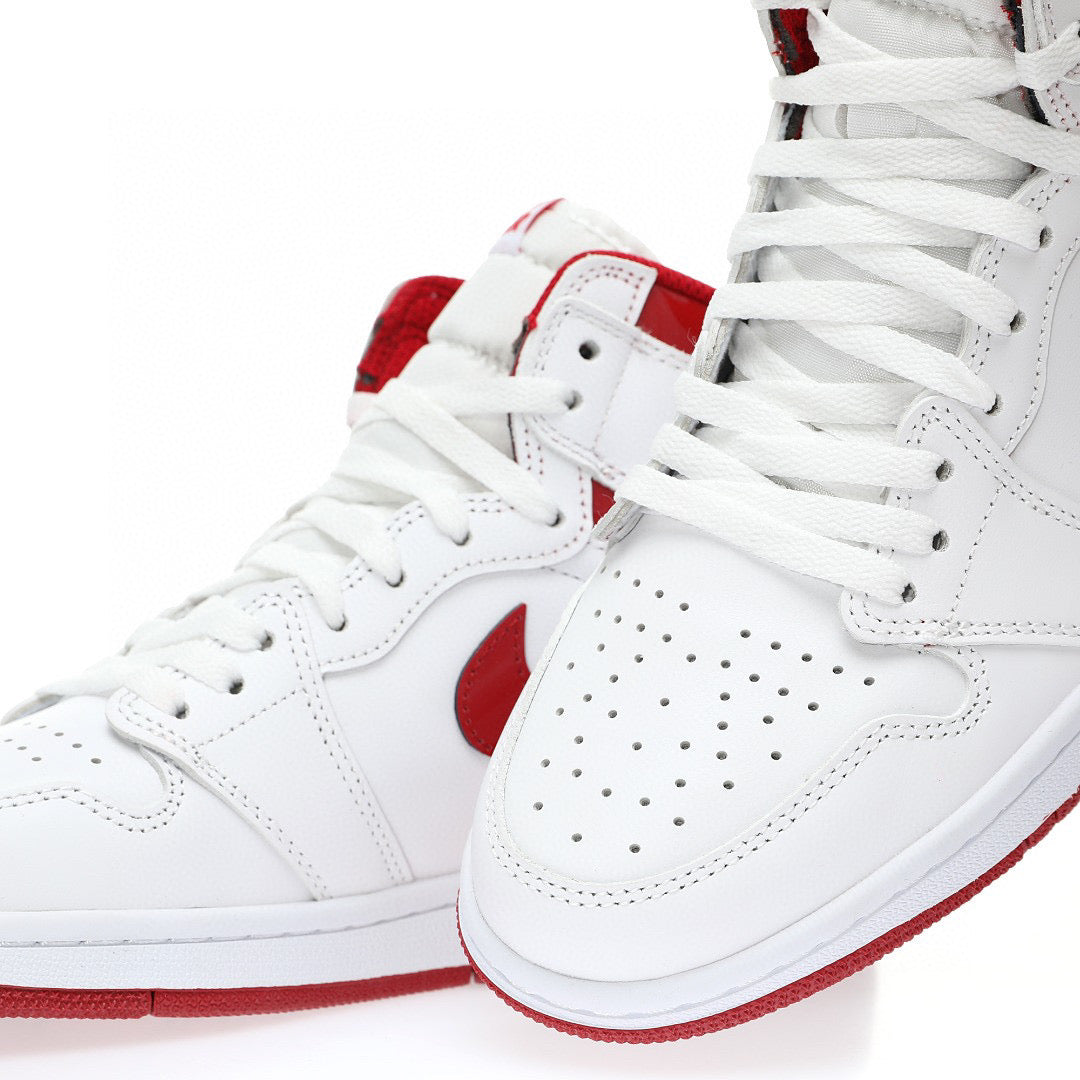 Nike Air Jordan 1 Retro High OG white and red