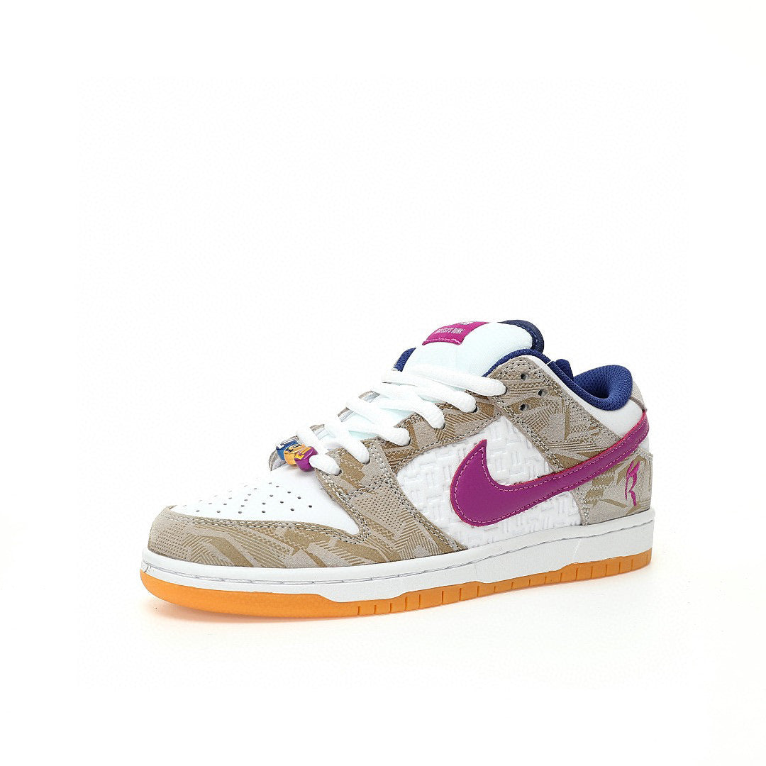 Nike Dunk Low SB Bucks