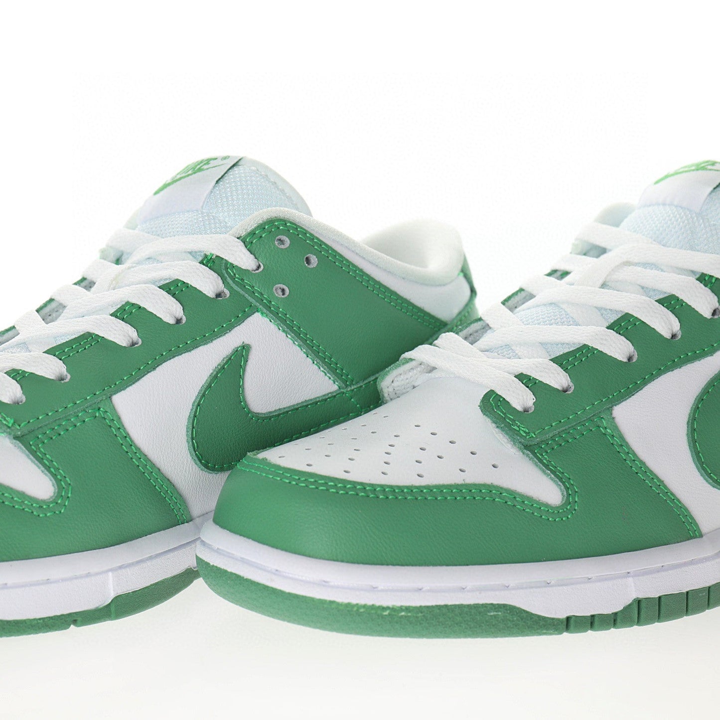 Nike Dunk Low Green Glow