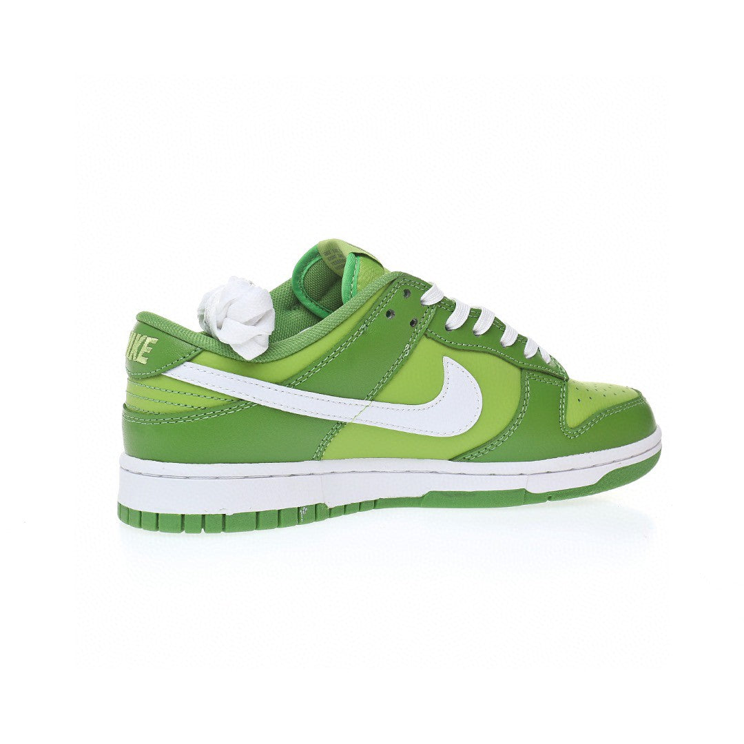 Nike Dunk Low Chlorophyll