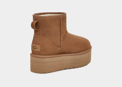 UGG - Stivali Con Plateau Classic Mini