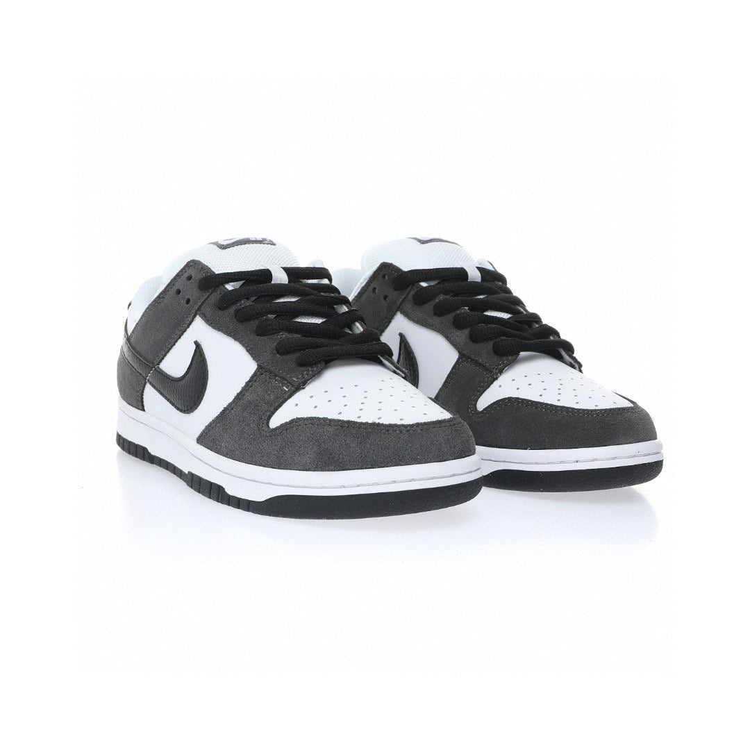 Nike Dunk Low Next Nature Black White camoscio