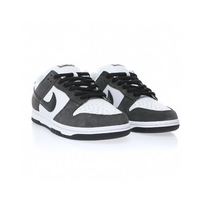 Nike Dunk Low Next Nature Black White camoscio