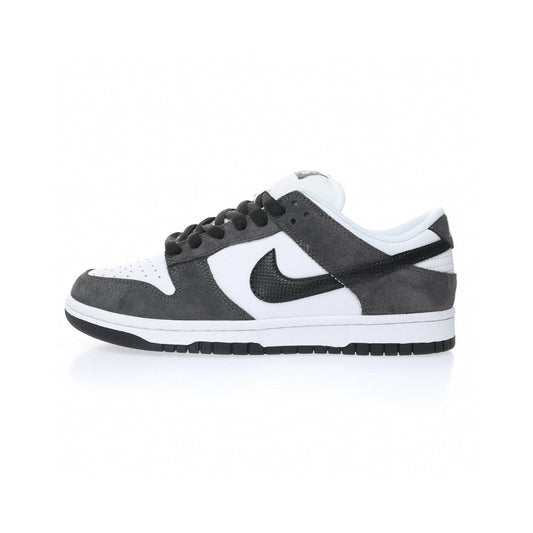 Nike Dunk Low Next Nature Black White camoscio