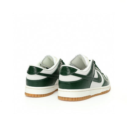 Nike Dunk Low "Green Ostrich"