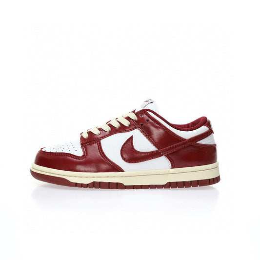 Nike Dunk Low PRM vintage